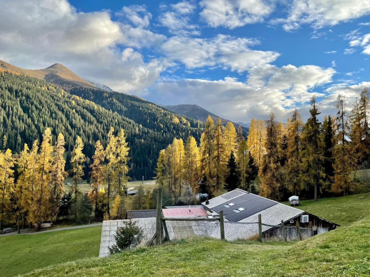 Bnb Guesthouse Lusi Frauenkirch ภายนอก รูปภาพ