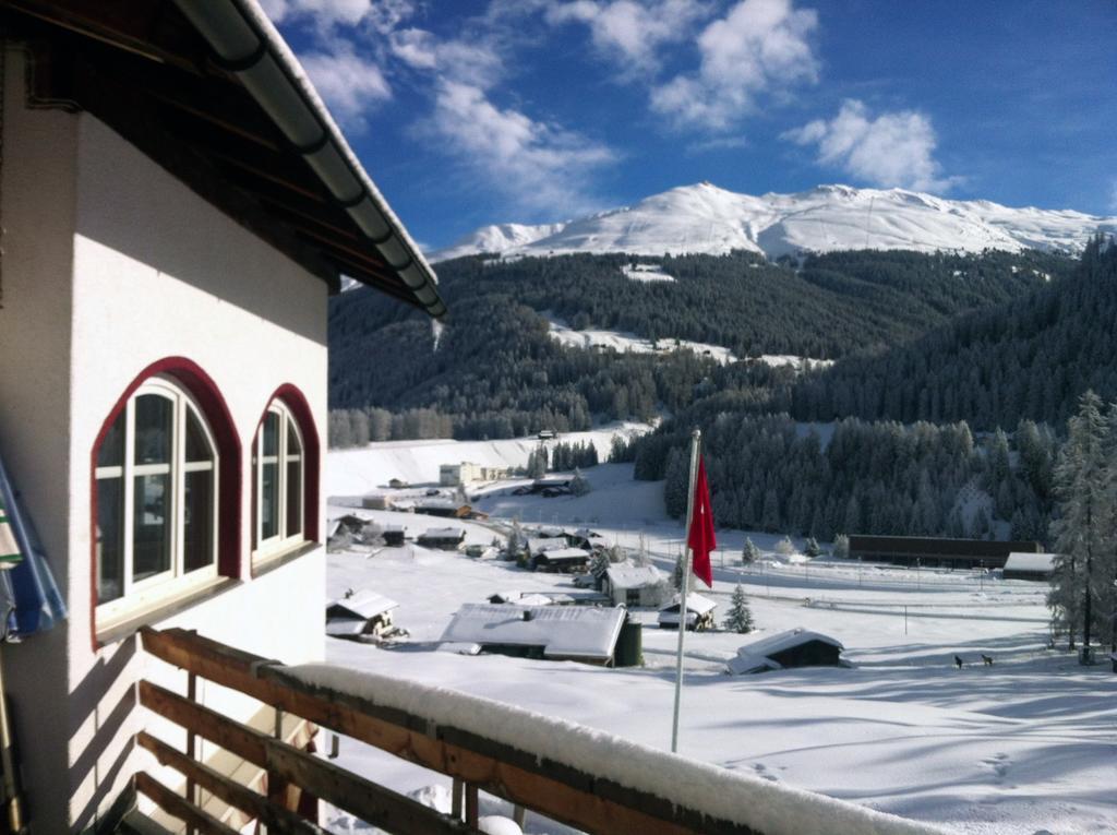 Bnb Guesthouse Lusi Frauenkirch ภายนอก รูปภาพ